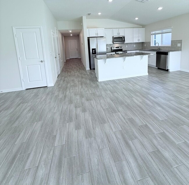 Foto del edificio - 738 Sarner Pass Wy.