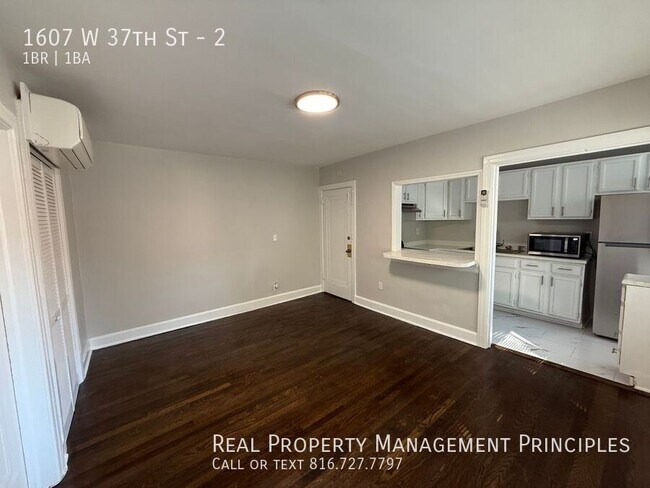 Foto del edificio - 1607 W 37th St