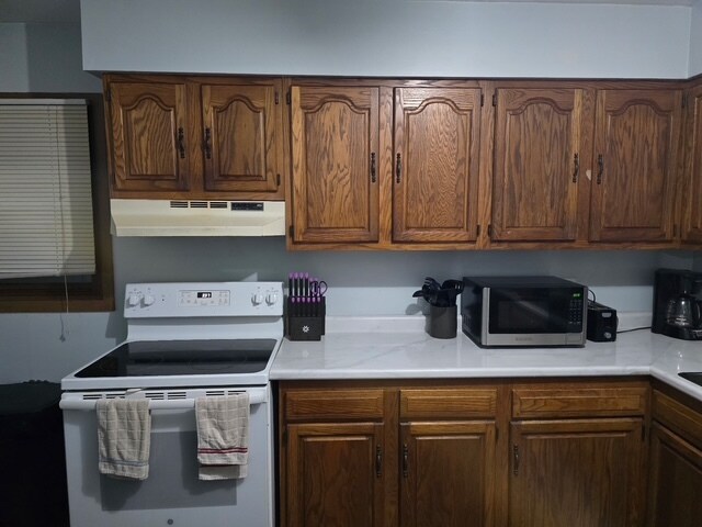 Cocina - 489 Eisenhower St