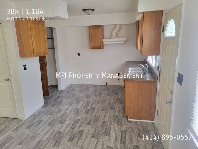 Foto del edificio - 6912 N 43rd St