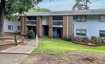 Building Photo - 1022 Sandlin Pl
