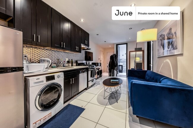 Building Photo - Room in Shared 5 bed/2 bath home