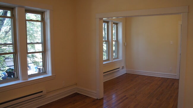 Building Photo - 2917 W George St