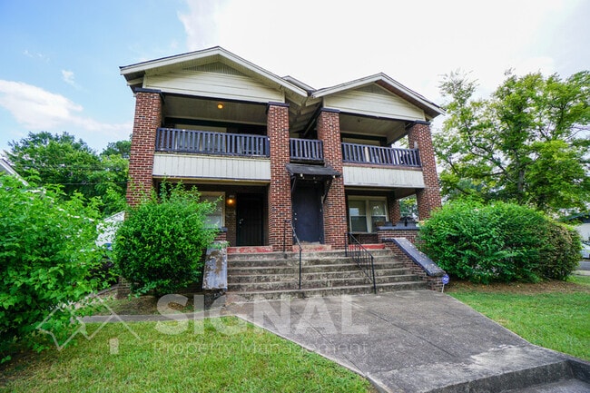Building Photo - 401 Valley Rd