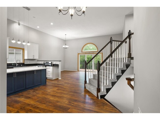 Building Photo - 17245 33rd Ave N