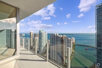 Building Photo - 300 Biscayne Blvd