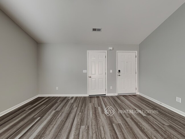 Building Photo - 3604 Dartford Dr