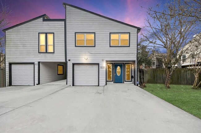 Building Photo - 18122 Kings Row