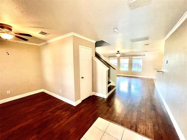 Building Photo - 2605 Cattleman Dr