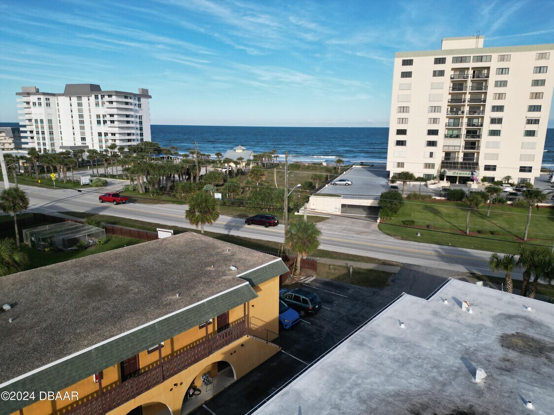 Primary Photo - 1510 Ocean Shore Blvd