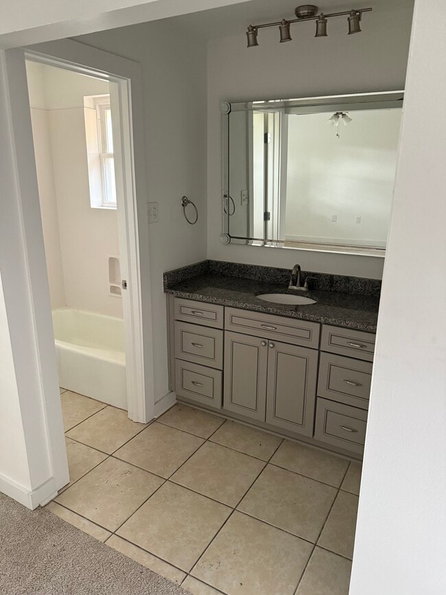 Foto del edificio - 9734 Mint Dr