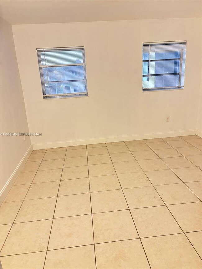 Building Photo - 7370 SW 82nd St