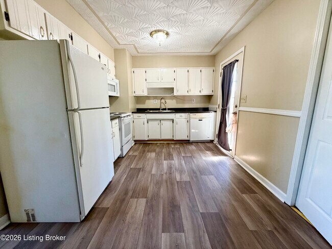 Foto del edificio - 7210 Strive Ln