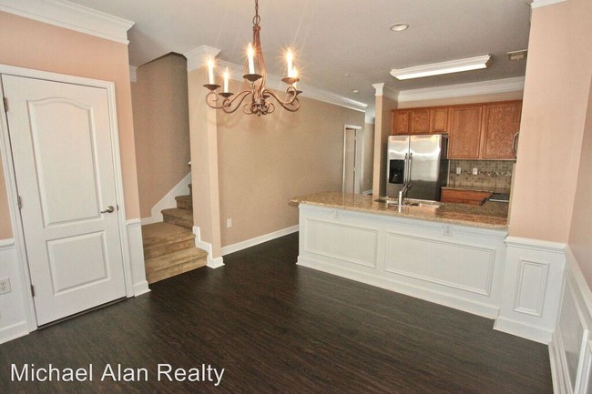 Building Photo - 2084 Ayrsley Town Blvd