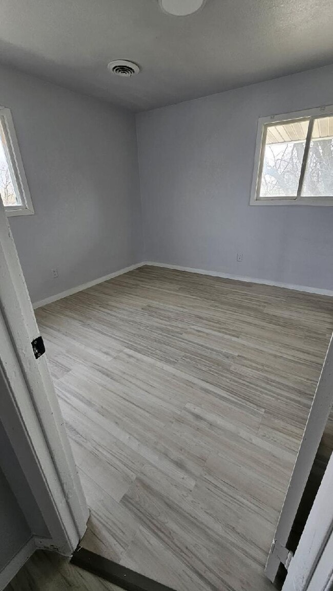 Building Photo - 235 12th St