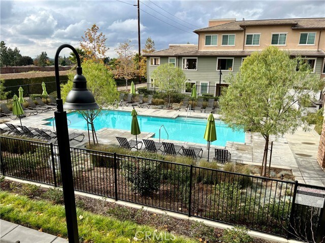 Primary Photo - 1006 Newberry Ln