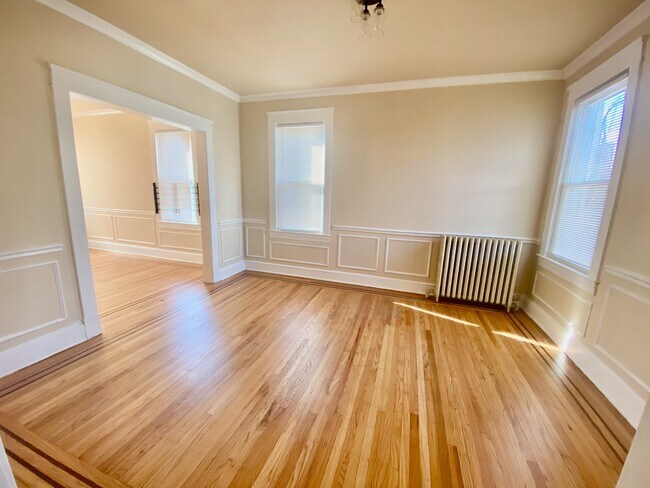 Foto del edificio - 2829 Brighton St