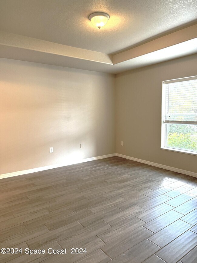 Foto del edificio - 5615 Andrea St