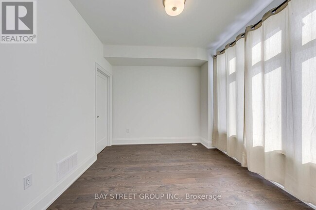 Photo du bâtiment - 3431 Preserve Dr