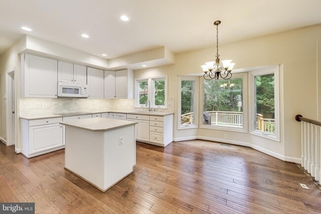 Building Photo - 114 Fordham Dr
