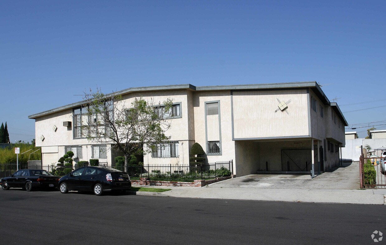 13271333 Tamarind Ave, Los Angeles, CA 90028 Apartments in Los