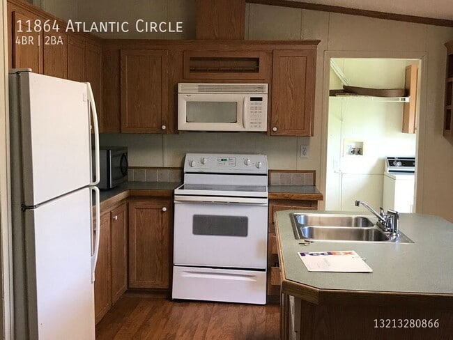 Building Photo - 11864 Atlantic Cir