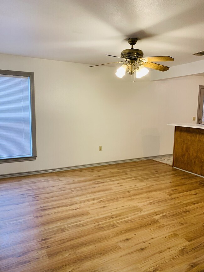 Foto del edificio - Rental House - Van, TX