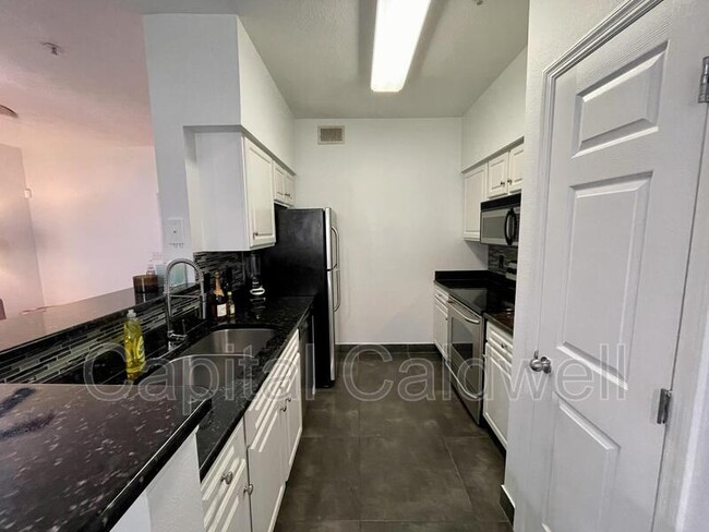Foto del edificio - 1810 E Palm Ave