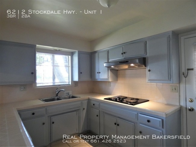 Foto del edificio - 6212 Stockdale Hwy
