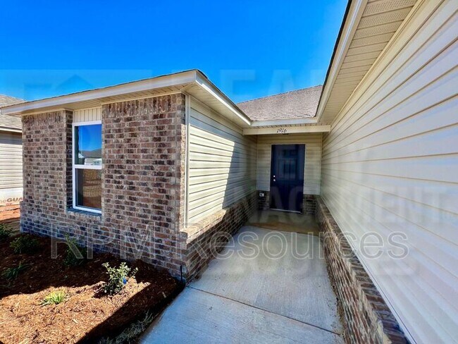 Photo - 1916 Melanie Dr House