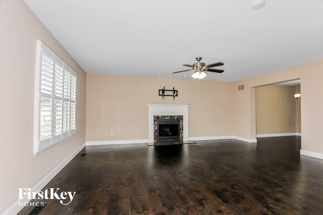 Foto del edificio - 678 Lost Canyon Blvd