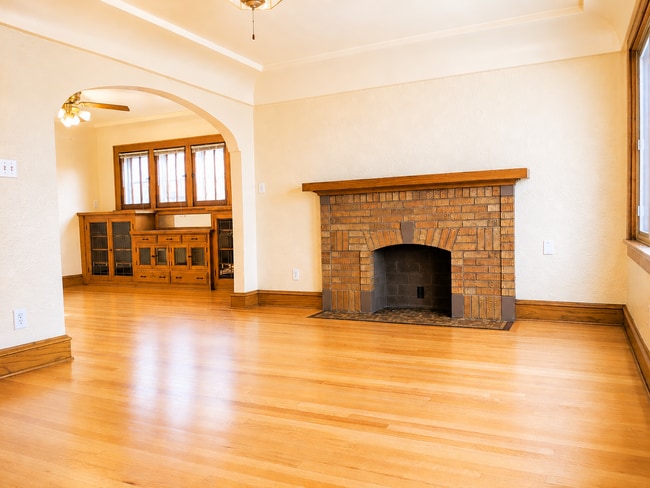 Building Photo - 2448 N 65th St