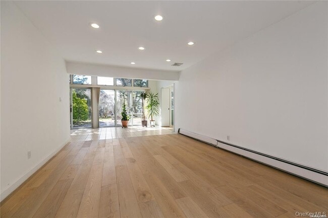 Foto del edificio - 70 Shelley Ln