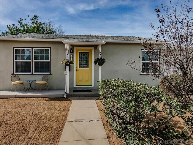 Building Photo - 4540 Olive Ave