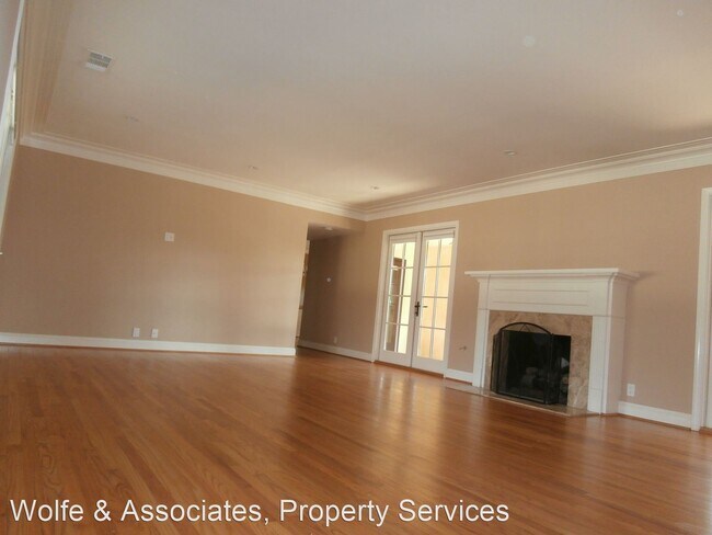 Foto del edificio - 3 br, 2 bath House - 1595 Miramar Lane