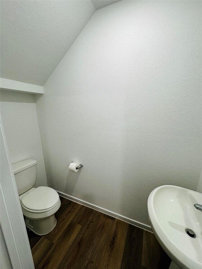 Foto del edificio - 2407 Cherry Ruby Dr