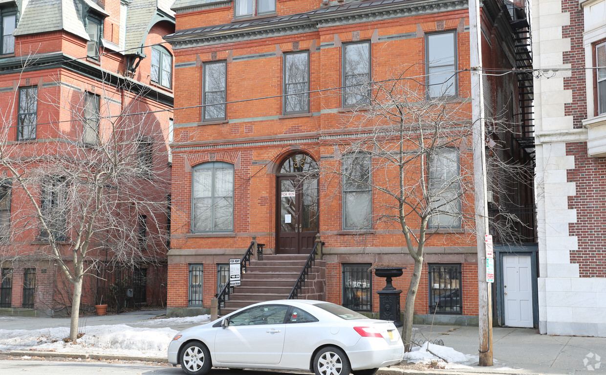 Foto del edificio - 80 Willett St