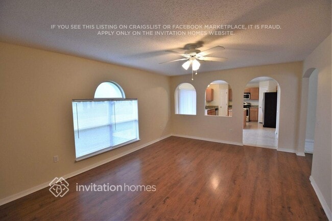 Building Photo - 692 Sunway Ln