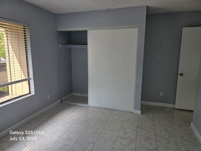 Building Photo - 6560 College Grove Dr