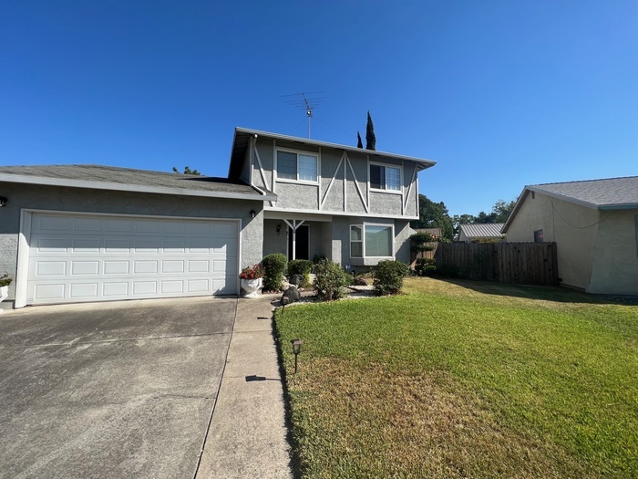 Primary Photo - $200 Move-in special(need to move in by 10...