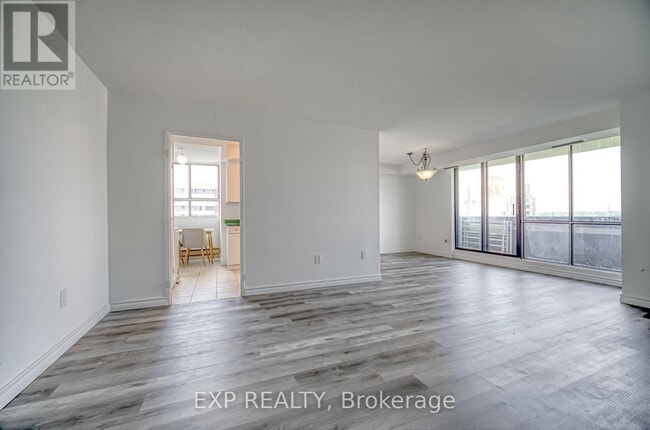 Building Photo - 10 Stonehill Ct