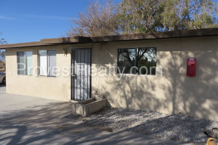 Foto principal - 15330 Condor Rd