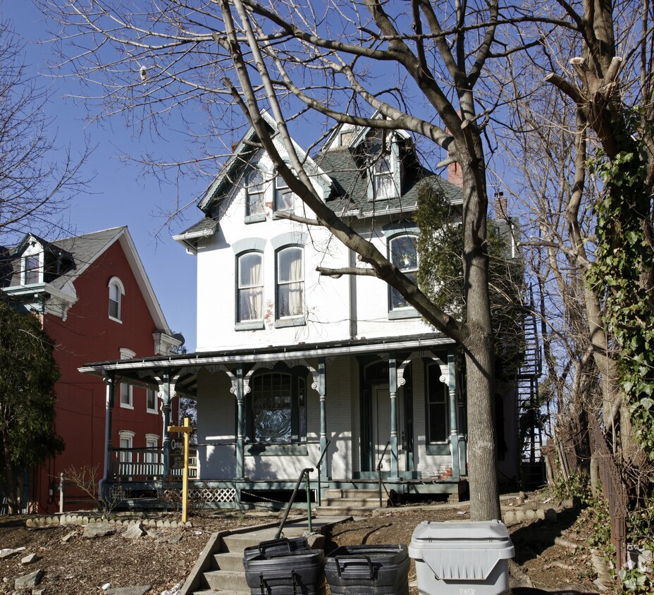 Primary Photo - 618 N 3rd St