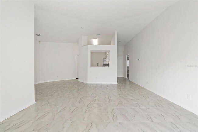 Foto del edificio - 1504 Silktree Ct