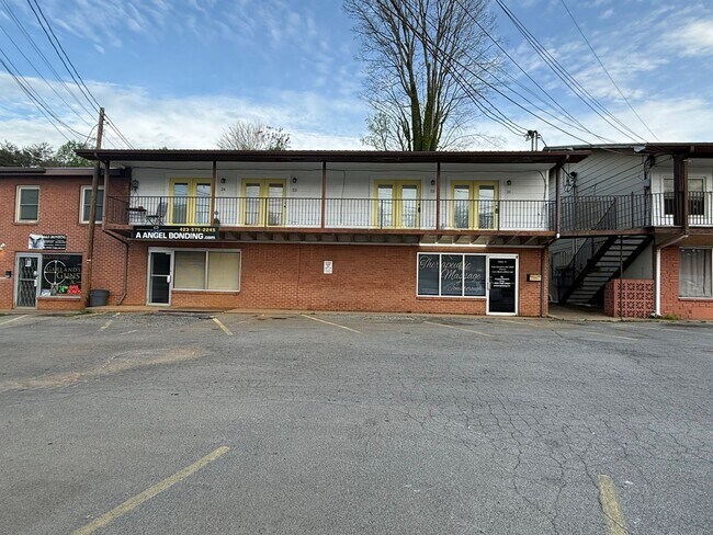 Foto del edificio - 404 W Jackson Blvd
