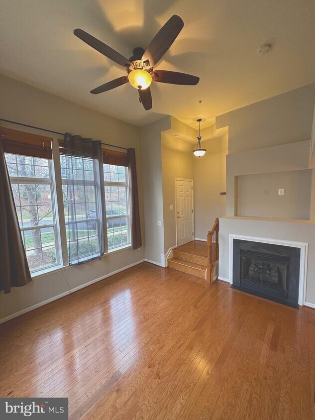 6042 Aster Haven Cir, Haymarket, VA 20169 Townhome Rentals in