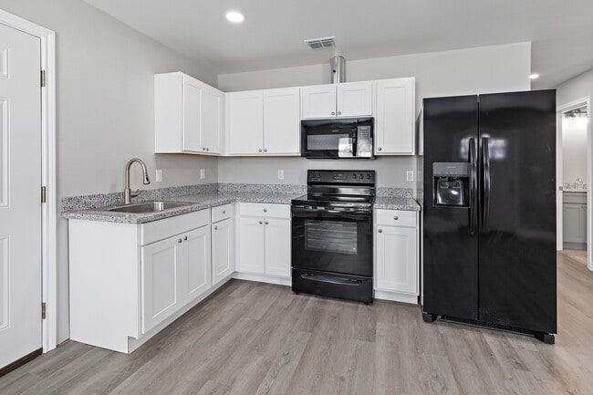 Foto del edificio - 216 W Starr Ave