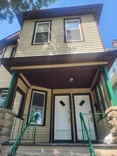 Building Photo - 84 Van Houten Ave
