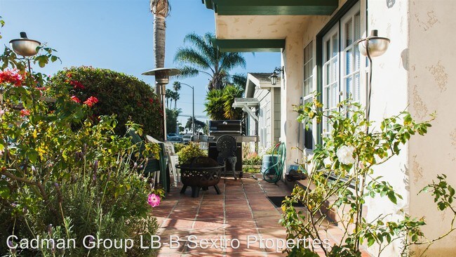 Building Photo - 3 br, 2.5 bath Apartment - 55 Roycroft Ave A