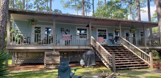 Building Photo - 274 Bayou Cir
